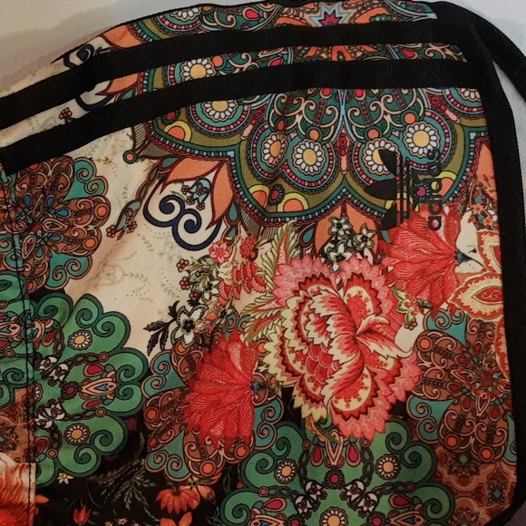 Adidas shorts - Picture 3 of 6